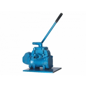 Portable hand pump