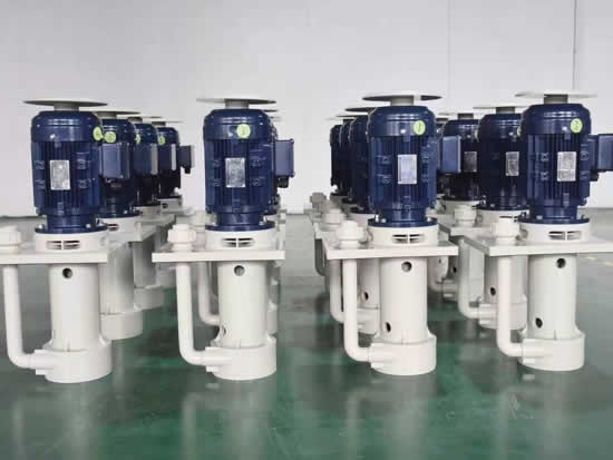 Plastic (PP or PVDF) Vertical pump